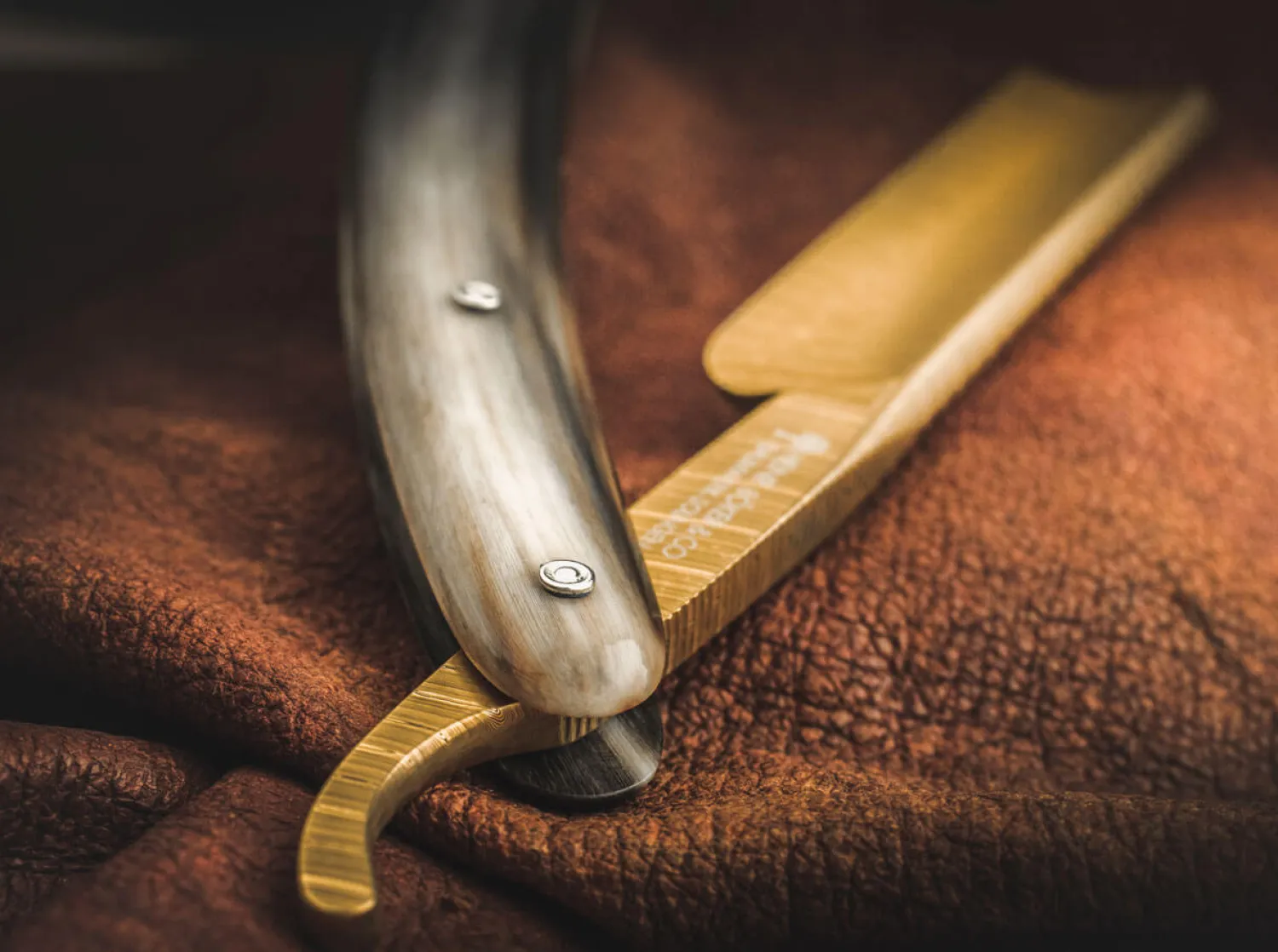 Böker Manufaktur Solingen Damast Gold Horn