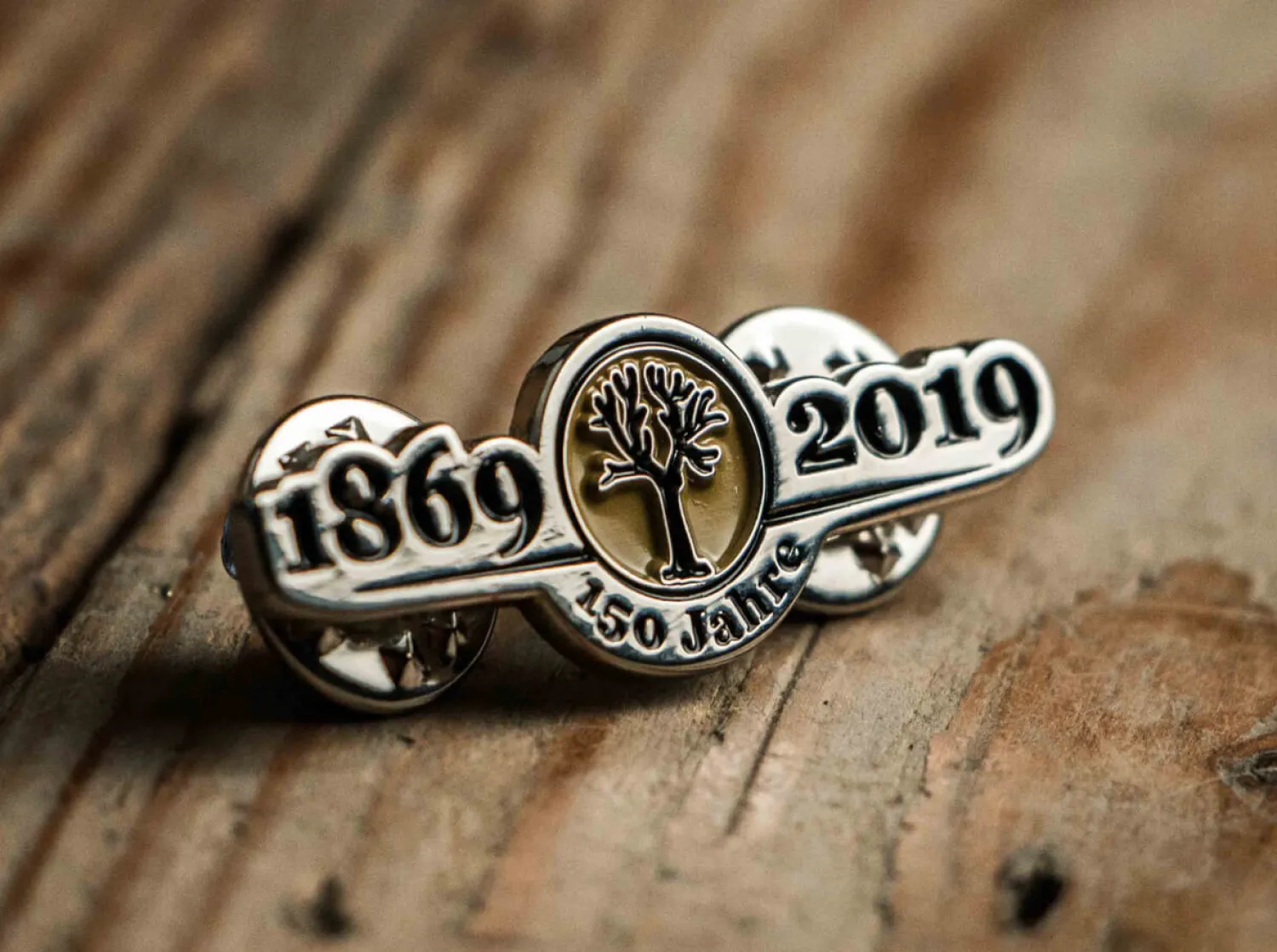 Böker Manufaktur Solingen Jubiläumspin Anniversary 150
